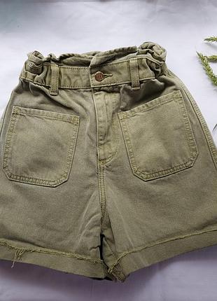 Стильные шорты zara