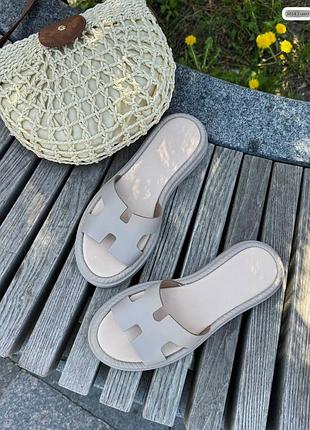 Шлепанцы женские
