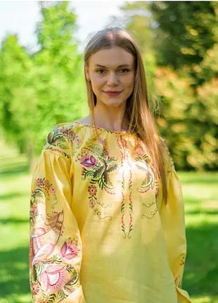 Вишиванка жовта дизайнерська з льону