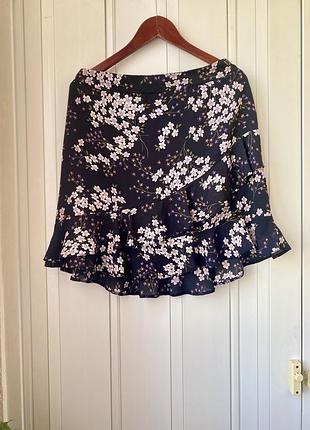 Коротка чорна шифонова спідниця з квітковим принтом george