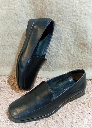 Кожаные лоферы aerosoles, португалия, 39-39,5 размер