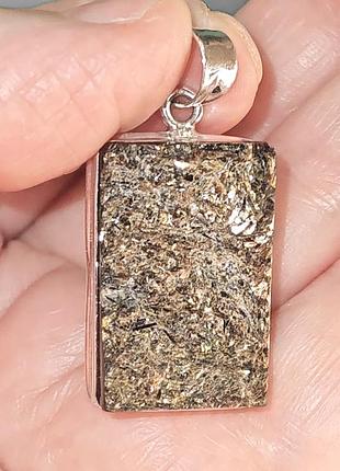 Астрофиллит серебряный кулон, 091па