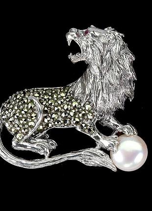 Жемчуг серебряная брошь лев, 011рж