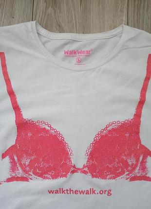 Футболка с принтом купальника