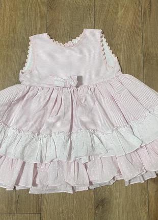 Детское розовое пышное платье 3-4 года