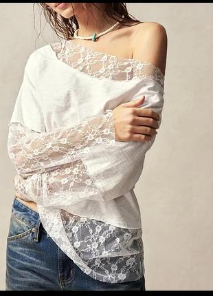 Біла блуза , футболка з гіпюром