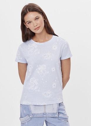 Футболка bershka блакитна з принтом бавовна