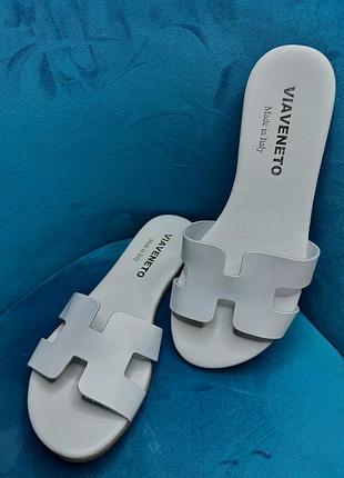 Жіночі шкіряні шльопанці