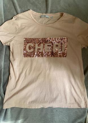 Рожева футболка