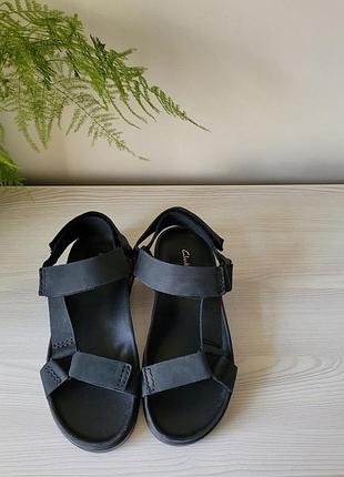 Сандалі шкіряні оригінал clarks рр.40,45 2
