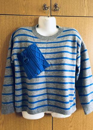 Оригинальный джемпер с декором