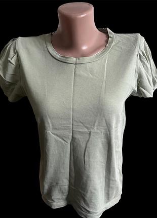 Базова оливкова футболка