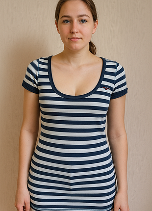 Стильна подовжена футболка/туніка в синьо-білій смужку hollister made in indonesia