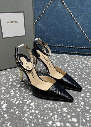 Босоножки женские