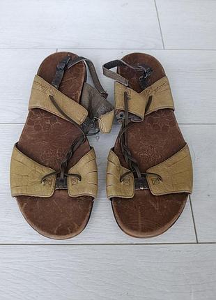 Босоніжки шкіряні merrell оригінал