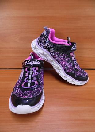 Кроссовки skechers**