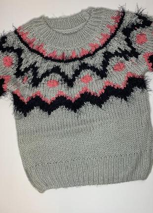 Вязаный стильный свитер на девочку 1-1,5 года. 86 см.