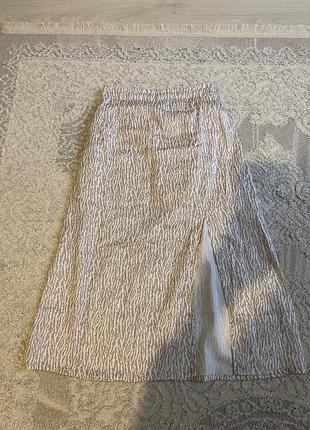 Спідниця з атласу