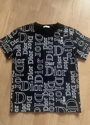 Футболка  жіноча