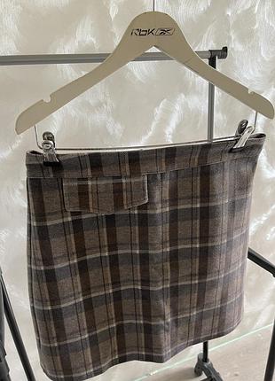 Спідниця в клітинку