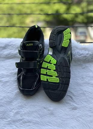 Кросівки чоловічі 6