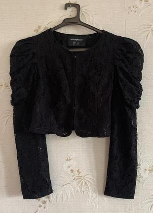 Жіноча чорна мереживна блуза-кофта atmosphere