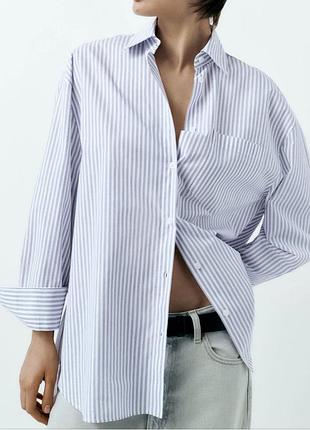 Біла оверсайз сорочка у блакитну смужку зара розмір xs -s