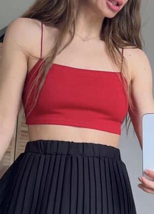 Червоний топ