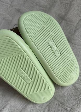 Дитячі шльопанці з мікі маусом 28/29 розмір h&m