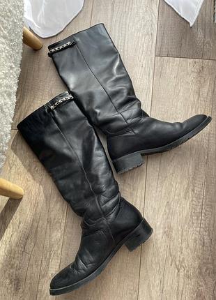 Високі шкіряні чоботи до коліна, з декоративною вставкою. розмір 36. натуральна шкіра.
