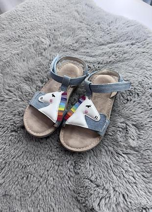 Босоніжки сандалі next для дівчинки 26,5 розмір