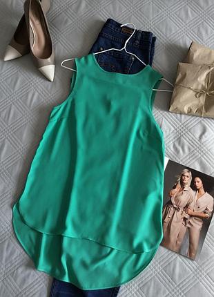 Красива блуза вільного крою в розкішному кольорі в розмірі 8