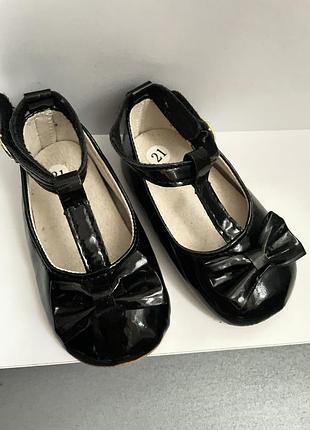 Босоніжки для новонароджених дівчаток літнє взуття для ліжечка