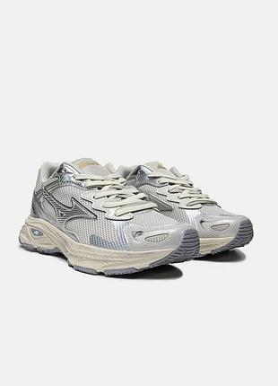 Mizuno adventure dirty white 7