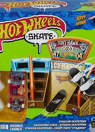 Hot wheels skate stadium playset трек хот вилс скейт-стадион, первая тренирова оригинал
