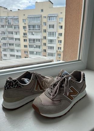 Кросівки жіночі new balance 574 по стільці 25.5 см оригінал