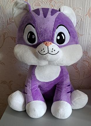 Кот мягкий большой