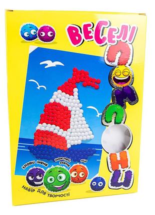 Набір для творчості strateg веселі помпони - кораблик українською мовою (30995)