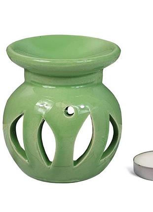 Аромалампа с олією і свічкою