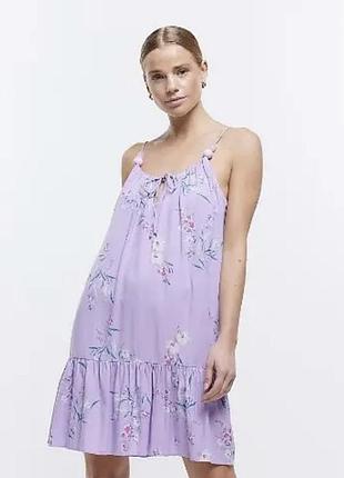 Ніжна сукня