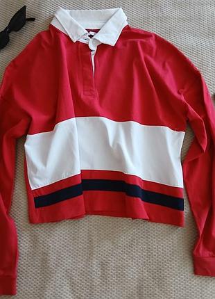 Легка червона кофта в спортивному стилі, сорочкоподібна.