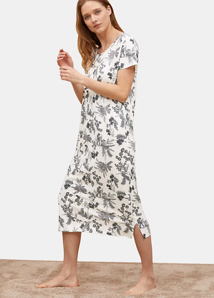 Стильна нічна сорочка marks and spencer. англія.