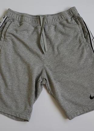 Мужские шорты nike repeat l оригинал