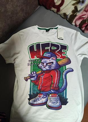 Футболка на подростка