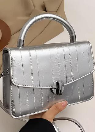 Жіноча маленька сумка з екошкіри сіра з плечовим ременем