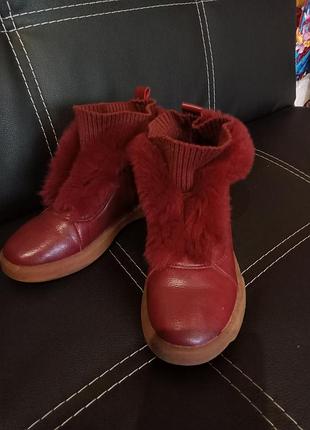 Сапожки для девочки 33 размера бордового цвета