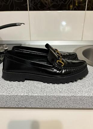 Massimo dutti лофери