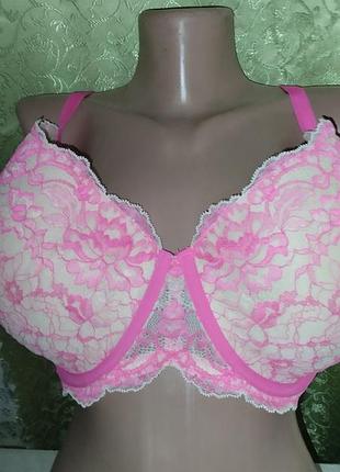 Бюстгальтер