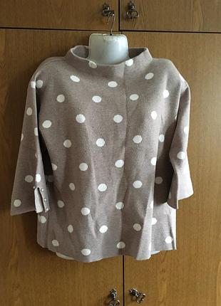 Свитер с укороченным рукавом