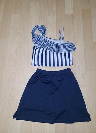 Купальный топ на одно плечо